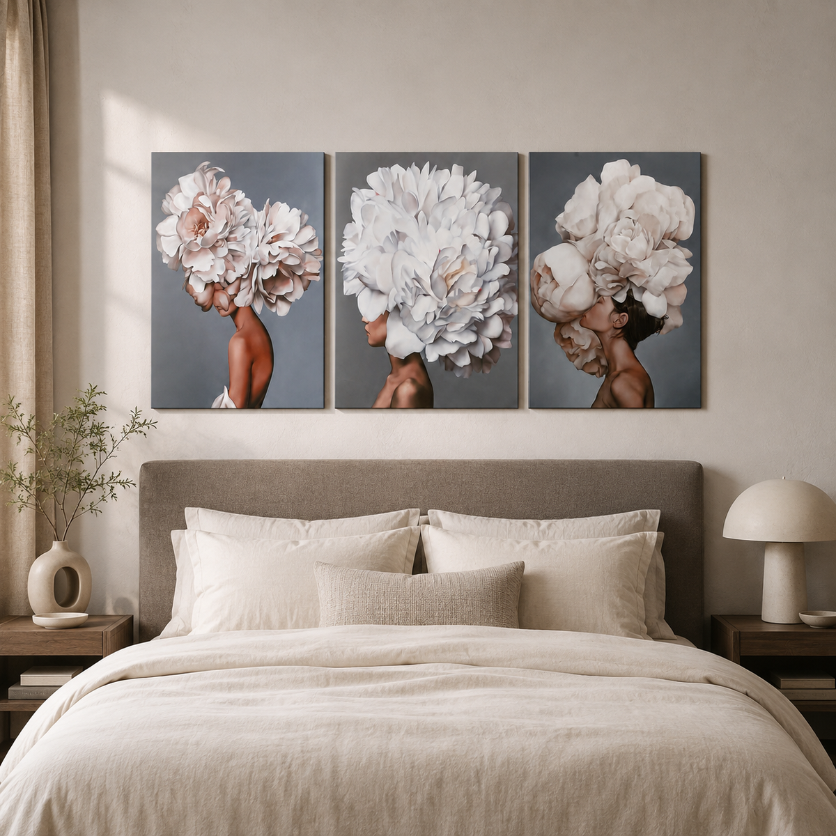 Tríptico Floral Elegance ambientado en recámara elegante
